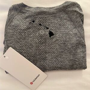 NWT Lululemon Swiftly Tech Gray Short Sleeve 2.0 Shirt  Hawaii Exclusive 6